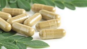 photo-of-moringa-leaves-and-capsules.jpg