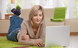 woman-lying-on-the-floor-using-laptop.jpg