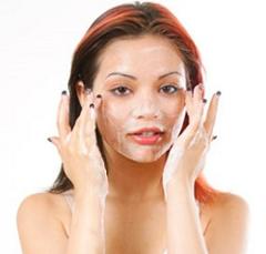 photo-of-exfoliating-woman.jpg